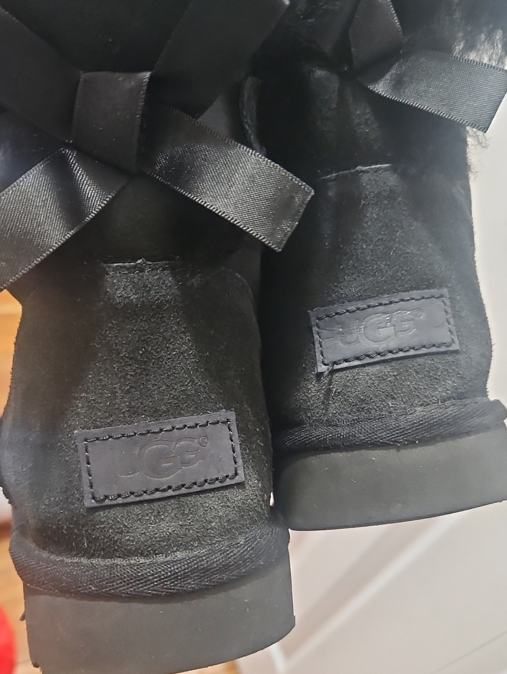 UGG Women's Black Bailey Bow boots - Picture 4 of 6